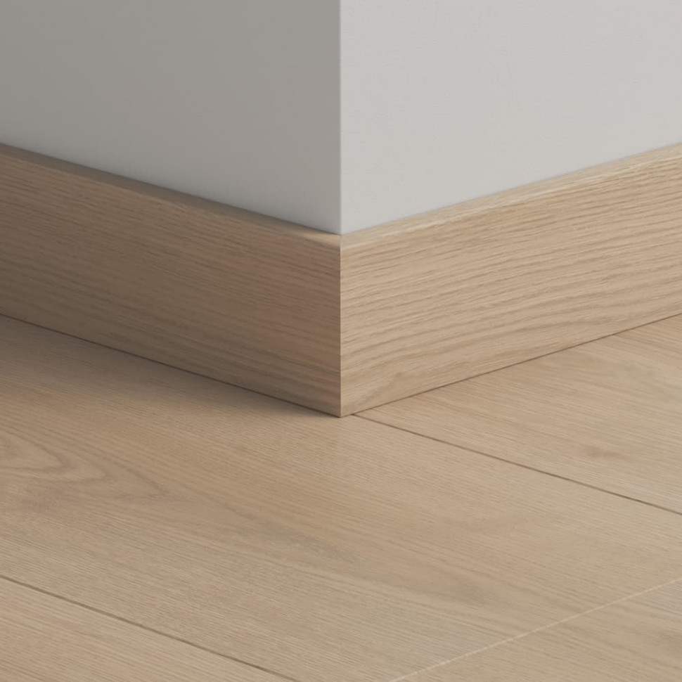 Плинтус ПВХ прямой для LVT Pergo PGVSK40216 Дуб дворцовый серый 2400х12х58